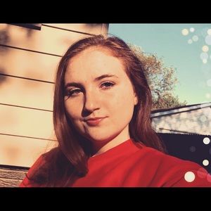 Meet your Posher, Michaela